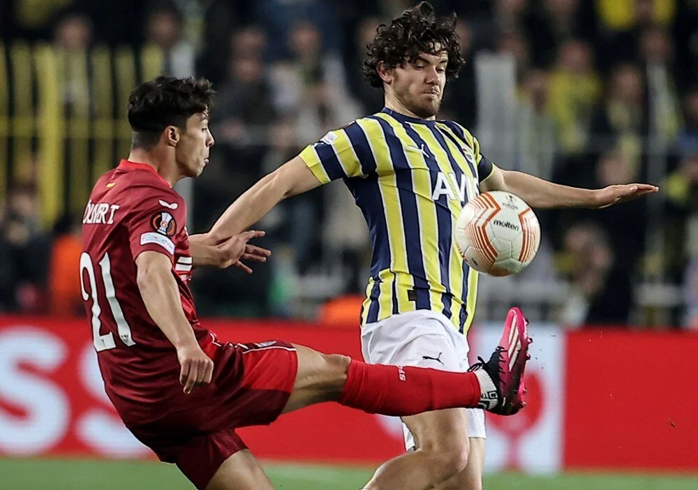 Fenerbahçe kazanarak, Sivasspor mağlubiyetle Avrupa'ya veda etti