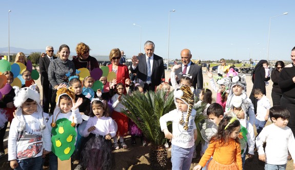 “Temiz Düşün Kavşağı Projesi”nin temeli atıldı, ağaçlandırma yapıldı