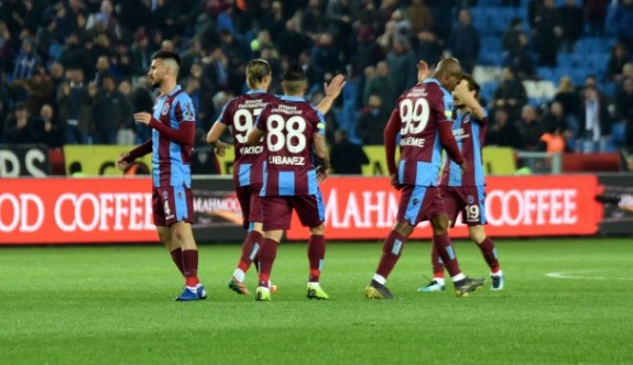 Trabzon’da fırtına sert esti