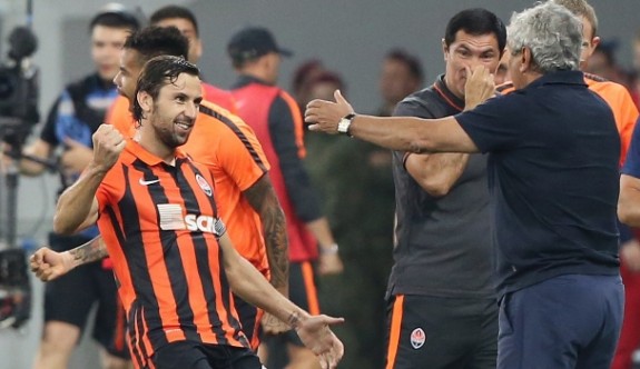 Darijo Srna'dan yeşil sahalara veda