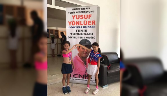 Minik tenisçiler Yusuf Yönlüer'i andı