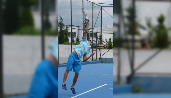 Tenis dolu hafta sonu yaşanacak