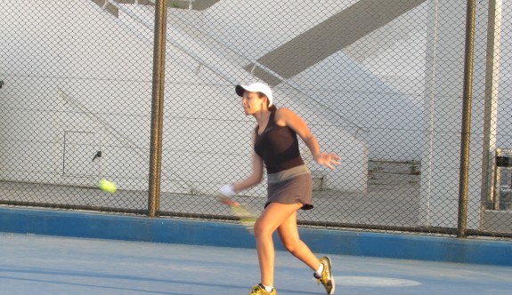 Tenis liginde heyecan sürüyor