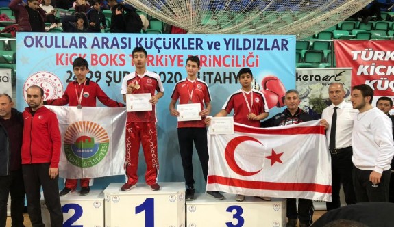 Okullarımızdan Türkiye’de kickboks başarısı