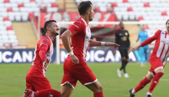 Antalyaspor galibiyet hasretine son verdi