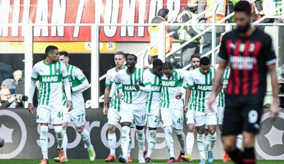 Milan, Sassuolo'ya farklı kaybetti