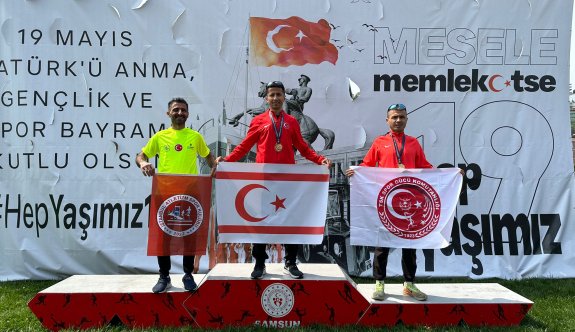 Hakan Tazegül 19 Mayıs Samsun Yarı Maraton birincisi