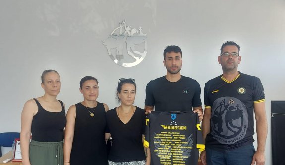 Erten Gazi’den Şampiyon Melekleri Yaşatma Derneği'ne destek sözü