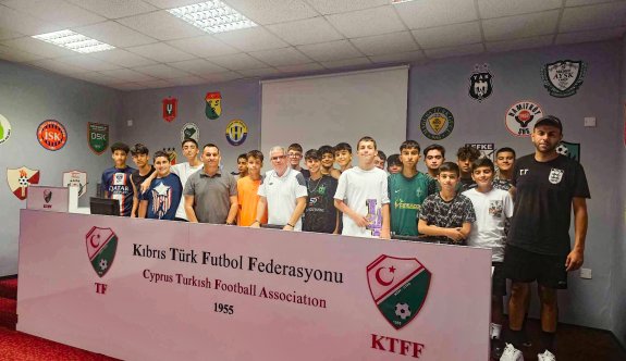 MHK’dan K.Kaymaklı U – 14 takımına futbol oyun kuralları eğitimi