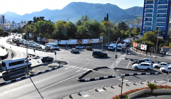 Girne Belediyesi’nden açıklama: “Hirondel’in yeni ismi Rauf Raif Denktaş Meydanı”