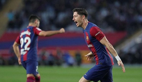 Barcelona Lewandowski’yle kazandı