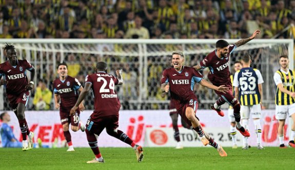 Dev maçta Trabzonspor, Fenerbahçe'yi yıktı