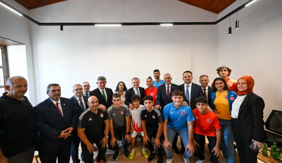 KKTC Milli Olimpiyat Komitesi, Türkiye Gençlik ve Spor Bakanı Bak’tan destek istedi