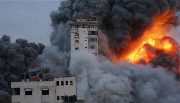 İsrail, Gazze'nin güneyinde BM bünyesindeki bir okulu bombaladı