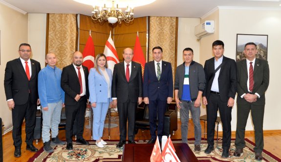 Tatar, KKTC üniversitelerinden mezun Kırgız vatandaşlarla bir araya geldi