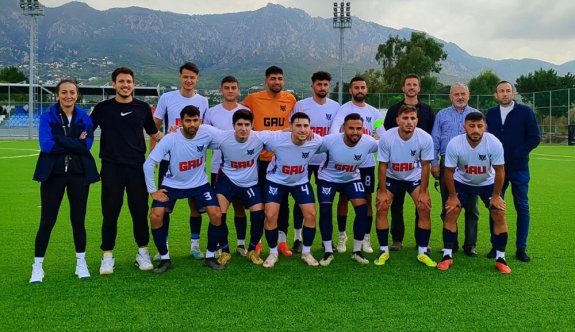 Üniversiteler futbolda grup maçları tamamlanıyor