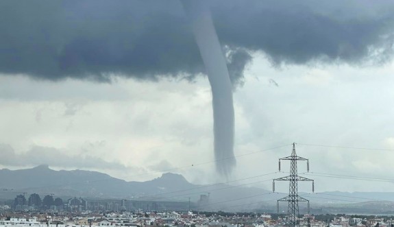 İskele Boğazı’nda dev hortum