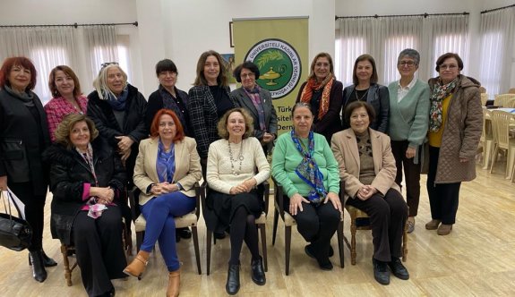 Kıbrıs Türk Üniversiteli Kadınlar Derneği başkanlığına Gülden Plümer Küçük getirildi