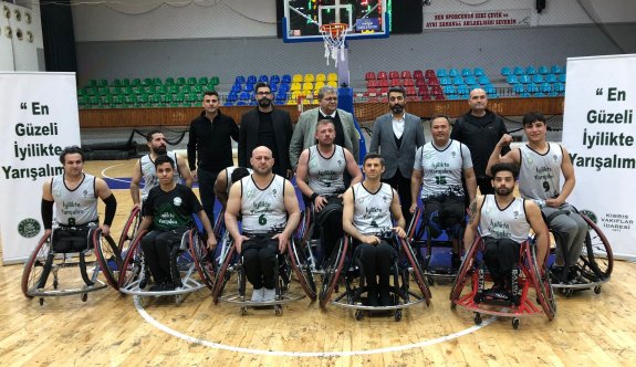 Vakıflar Tekerlekli Sandalye Basketbol Takımı Sezonu Galibiyetle Kapattı