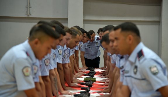 129 polis adayı yemin ederek göreve başladı