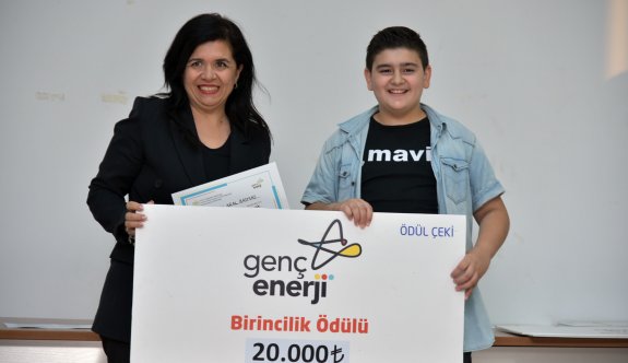 “2. Genç Enerji Video İçerik Yarışması”nı kazananlara dün akşam düzenlenen törenle ödülleri verildi