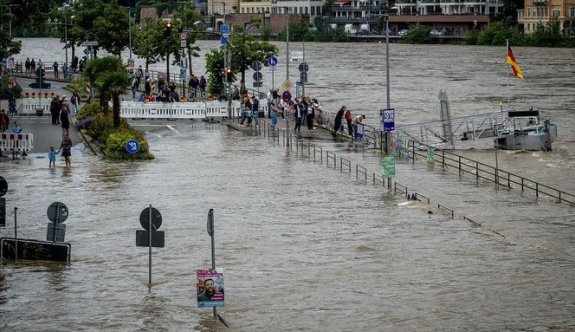 Audi, Almanya'nın güneyindeki sel nedeniyle bazı vardiyaları iptal etti