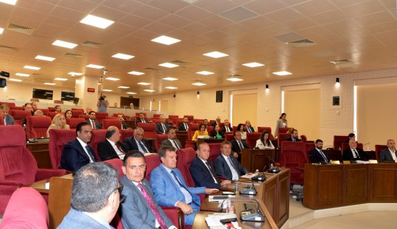 Meclis Genel Kurulu Cumhurbaşkanı Tatar’ın katılımıyla olağanüstü toplandı
