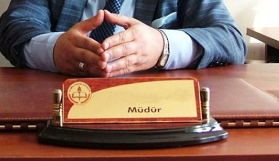 Bir müdürün ömrü 382 güne düştü!