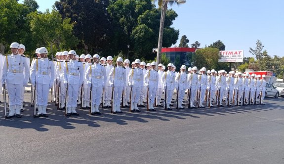 “Gerekirse Türkiye burada deniz ve hava üsleri kurmalı”