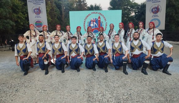 HASDER Halk Dansları Ekibi Arnavutluk'ta festivale katıldı