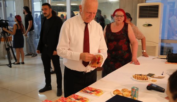 Töre, Bülent Günkut’un kitap tanıtımı ve fotoğraf sergisine katıldı