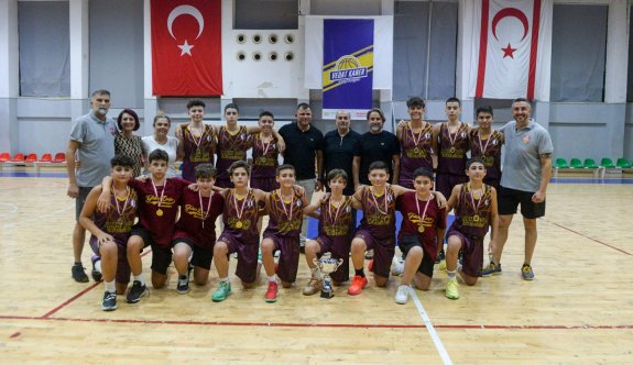 U14 Liginde şampiyon YDÜ