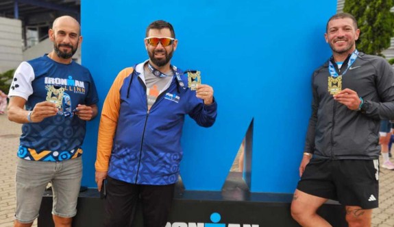 Ares triatletleri Ironman Estonya’da zafere ulaştı