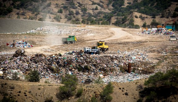 Güngör çöplüğünde patlama uyarısı