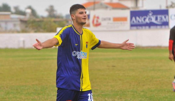 Yalova’nın genç futbolcusu kiralanacak