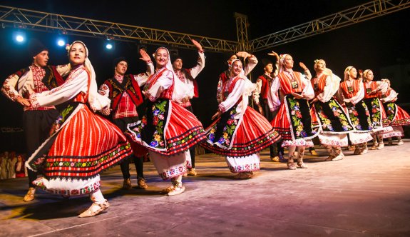 14. Uluslararası Lefkoşa Halk Dansları Festivali sona erdi