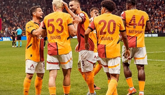 Galatasaray derbiye lider gidiyor