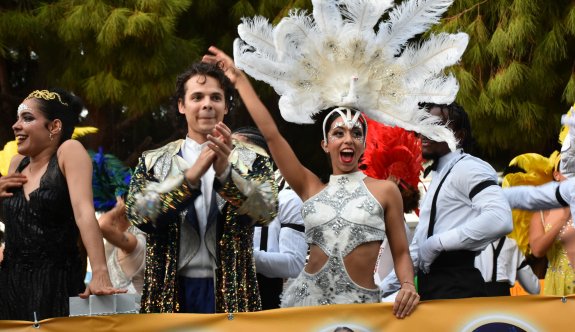 Girne’de karnaval havasında festival