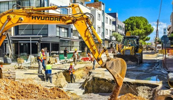 Mehmet Akif Caddesi yeniden trafiğe açıldı