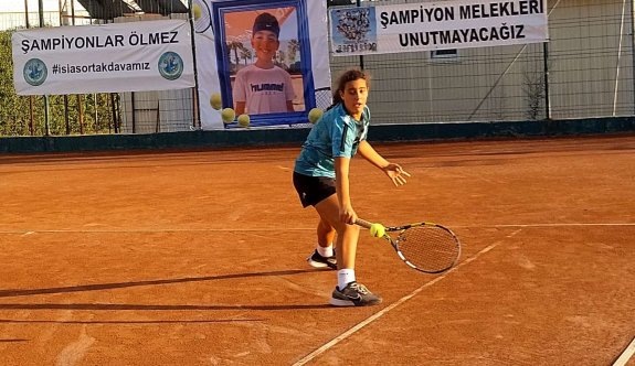 Mert Niyazi Topukçuoğlu 12 Yaş Anı Ligi başladı