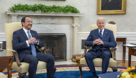 Biden, Hristodulidis ile Beyaz Saray'da görüştü