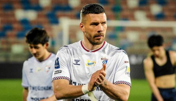 Lukas Podolski "tamam" dedi