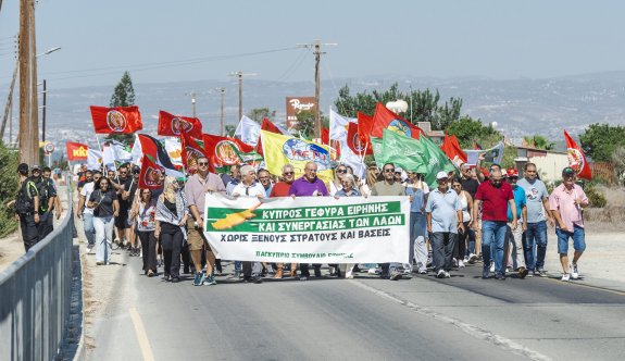 “Üslerinizi alın gidin”