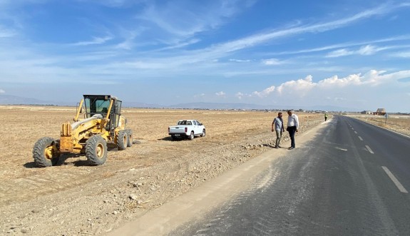 Dörtyol-Türkmenköy arası banket düzenleme çalışmaları tamamlandı