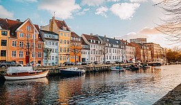 Kopenhag'da 'çöp toplayan' turistlere ödül verilecek