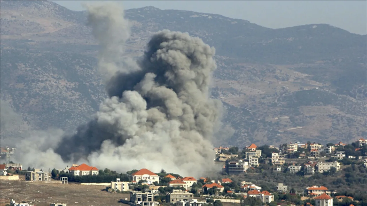 Beyrut’a yoğun bombardıman